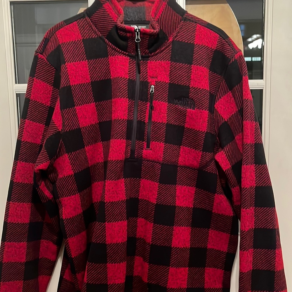 The North Face 1/4 Zip Pullover